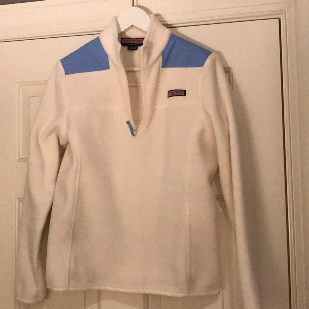 Vineyard vines fleece shep shirt